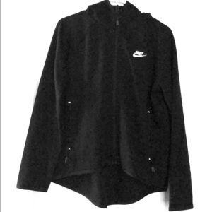 Women’s Nike Sportswear Tech Fleece